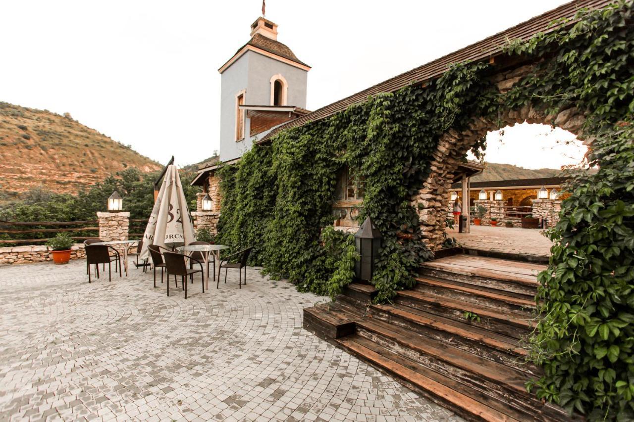 Vila Etnica Trebujeni Exterior foto